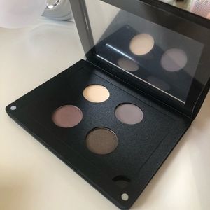 Ittse Van Ness Eyeshadow Palette